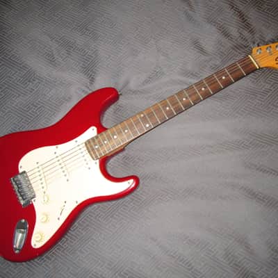 Fender Squire® Straocaster mid-90's - Red