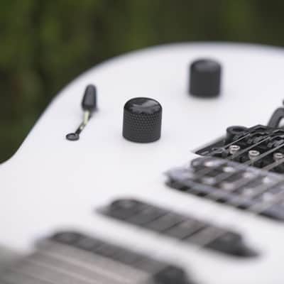 Jackson American Series Soloist™ SL3 - Platinum Pearl image 13