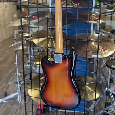 Fender Vintera ’60s Mustang 3-Color Sunburst – 2021 NOS w/ Deluxe Gig Bag image 12