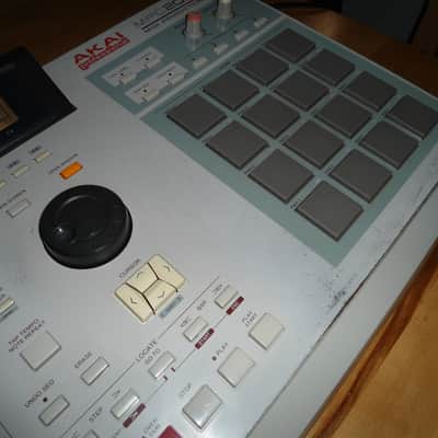 Fully Serviced Akai MPC2000XL w/CF Drive 1GB Card & 32MB RAM image 5