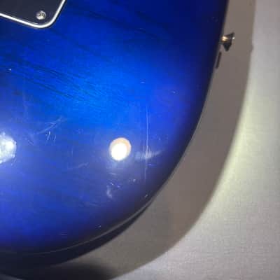 Fender Player Plus Top HSS Stratocaster 2020 - Blue Burst image 7