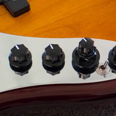 Sire LEFT-HANDED Marcus Miller v7 4-string TS image 10