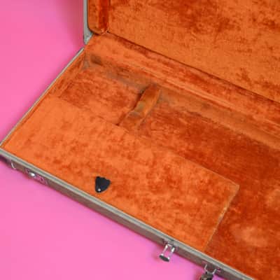 Vintage 1963 Fender Jazzmaster / Jaguar Hard Case - White Tolex - Rare Custom Color Case!  Pre-CBS Strat image 6