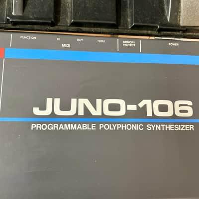 Roland Juno-106 61-Key Programmable Polyphonic Synthesizer With Roland Case - Black image 5