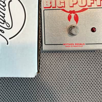 Mythos Pedals Big Puft Fuzz - Silver “NY” Mass Street Music image 2