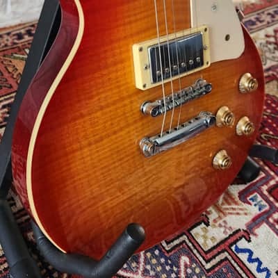 Vintage V100 (non-reissue) Les Paul Cherry Burst 2011 UK image 16
