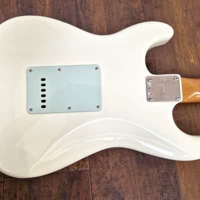 Squier FSR Classic Vibe 60`s Strat with Fender Tweed Gig bag. image 6