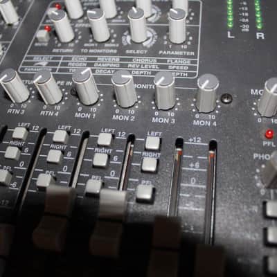 Carvin Powered Concert Series 1200-Watts 16-Channel Mixer w/Road Warrior Case C1644P (used) image 4