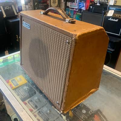 Magnatone Starlet Model 107 5-Watt 1x8" Guitar Combo 1950s - Brown image 3
