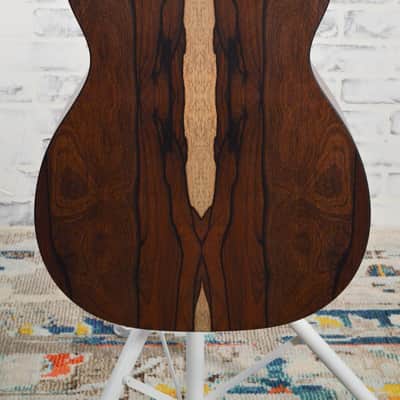 Martin 00-X2E Cocobolo Acoustic-electric Guitar With Soft Case - Natural image 2