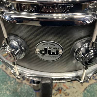 DW - 14x5.5" DRVF6514SVN, Carbon Fiber Snare Drum with Black Nickel Hardware, 2020's image 4