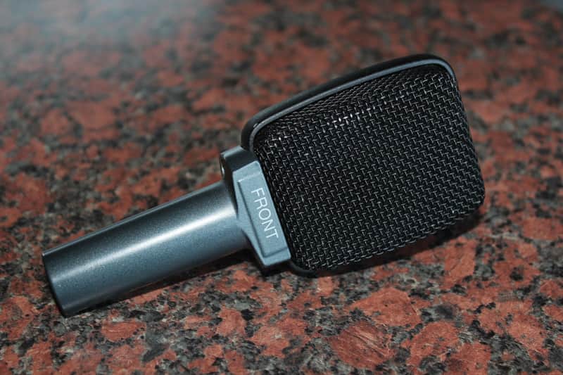 Sennheiser e609 Mitte der 2010er Jahre - schwarz/blau image 1