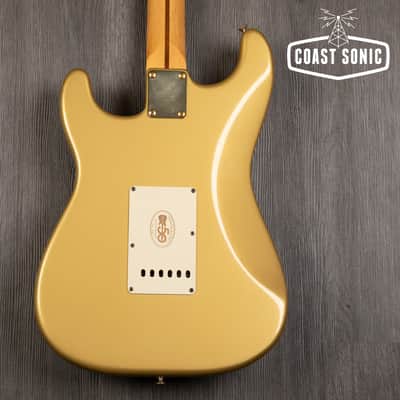 2004 Fender 50th Anniversary Classic 50's Stratocaster Aztec Gold image 4
