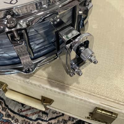 Ludwig Legacy Maple 5x14 Snare Drum - Sky Blue Pearl image 4