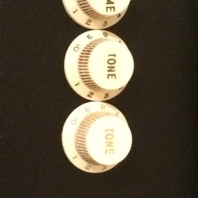 Fender Stratocaster knobs 1962 White image 2