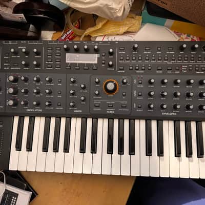 Sequential Pro 3 37-Key 3-Voice Monophonic / Paraphonic Synthesizer 2020 - Present - Black image 1