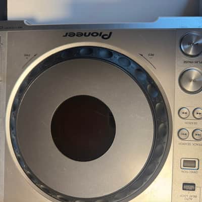 Pioneer CDJ-850 2011 - Chrome/Silver image 10