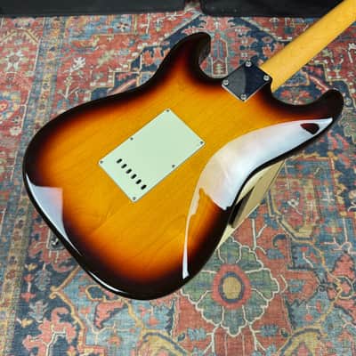 Fender Hybrid 60's Stratocaster w/USA Vintage '57-'62 Pickups - 2020 image 7