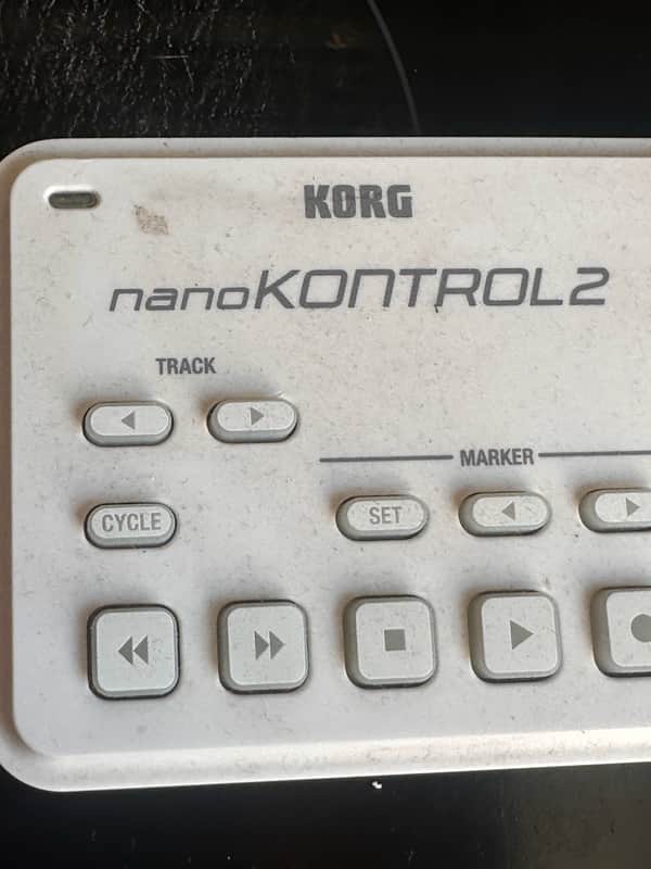 Korg nanoKONTROL2 Slimline USB MIDI Control Surface 2011 - Present - White image 1