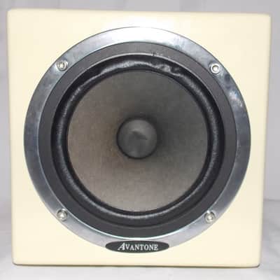 Avantone Pro Active MixCubes (Single) 2011 - Present - Buttercream image 2