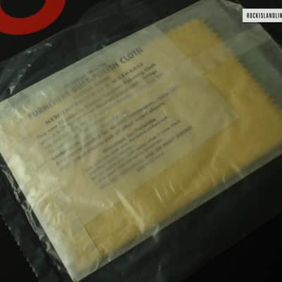 Fender AVRI NOS Sealed 60's American Vintage Reissue Polishing Cloth - 1990's image 2