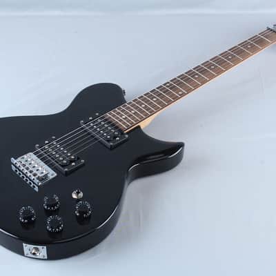 USED Lyon by Washburn LI15 Electric Guitar in black with 2 Humbucking PU Gig Bag image 6