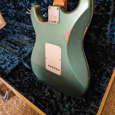 Fender Custom Shop '63 Reissue Stratocaster Relic Aged Sherwood Green Metallic image 5