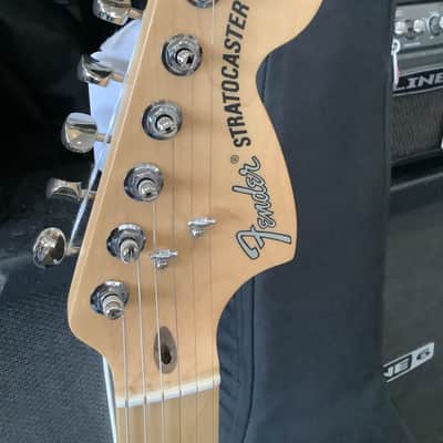 FENDER  AMERICAN PERFORMER STRATOCASTER  LATE 2000’s - BLACK image 8