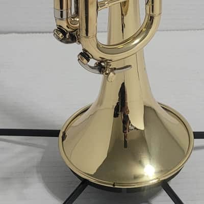 Martin IMPERIAL , TRUMPET W double Reverse LP tuning slide , 2 Mouthpieces and Hard case 1952 - Clear Lacquer image 16