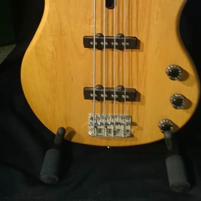 Yamaha BB350F Fretless Bass Natural image 1