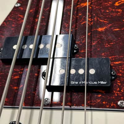 Sire Marcus Miller P7 (2021) - Antique White #60399 with Hard Case image 13