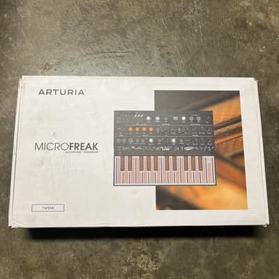 Arturia MicroFreak 25-Key Algorithmic Synthesizer