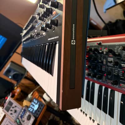 Novation Summit 61-Key 16-Voice Synthesizer 2019 - Present - Black image 2