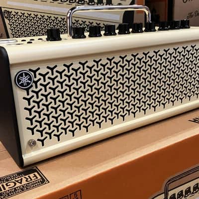 Yamaha THR10II 20-Watt 2x3" Digital Modeling Guitar Combo image 2