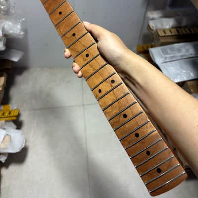 Big head Reverse headstock 22fret Roasted flame Maple Electric Guitar Neck image 4