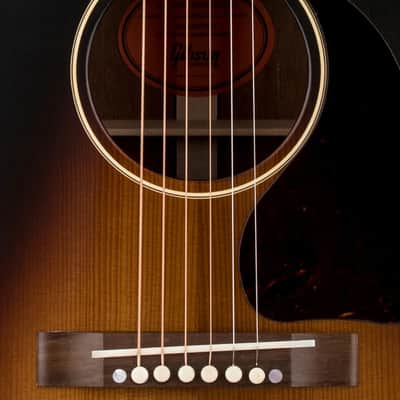 Gibson Custom Shop Historic 1942 Banner LG-2 2020 - Present - Vintage Sunburst image 14