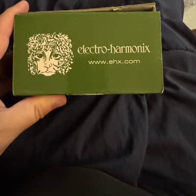 2008 - Present Electro-Harmonix Bass Big Muff Pi Distortion / Sustainer - Green image 13