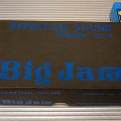 MINT Multivox Big Jam SE-4 Octave w/ Original Box & Manual image 5