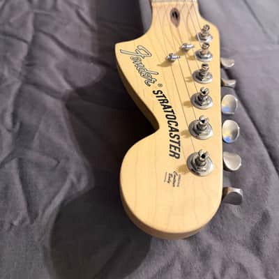 Fender American Performer 2021 - Lake Placid Blue image 5