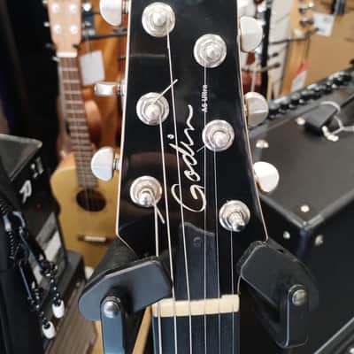 Godin A6 ULTRA - Natural image 3
