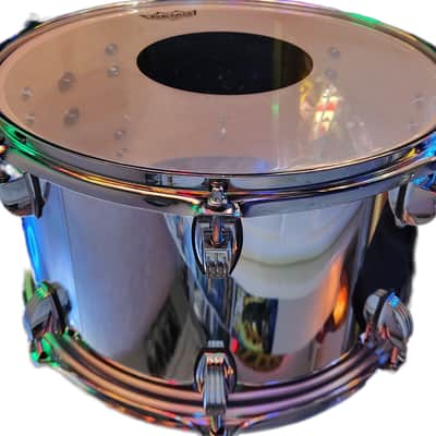 Ludwig Classic Maple 14" Tom Drum 2018 - Chrome Wrap over Maple image 2
