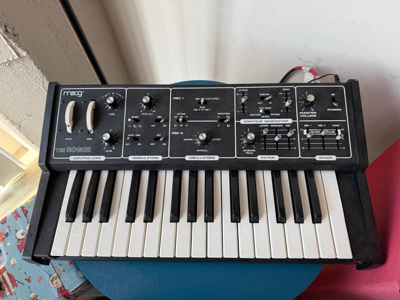Moog Rogue 1981 Black