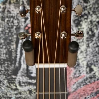 Martin OM-28 Standard (2025) 1935 Sunburst image 4