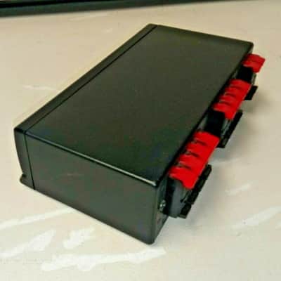 Radio Shack 4-Way Speaker Selection Switch Control Center Cat. No. 40-244 Black image 3