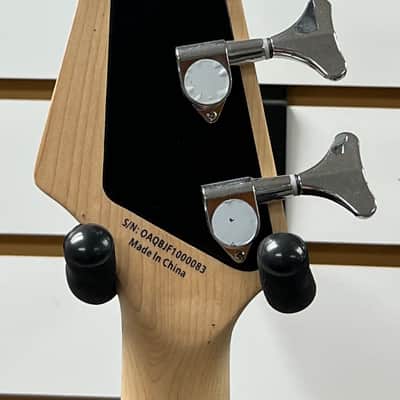 Peavey Milestone 4-String Electric Bass 2010s - Ivory image 8