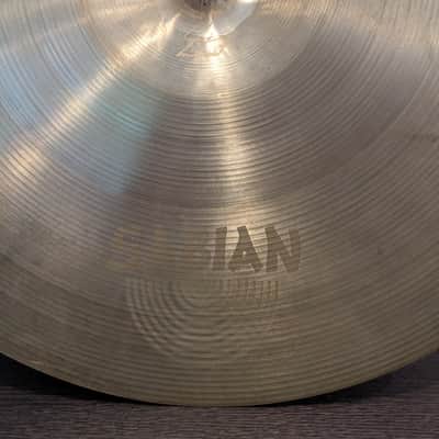 Sabian Paragon 18" Crash image 9