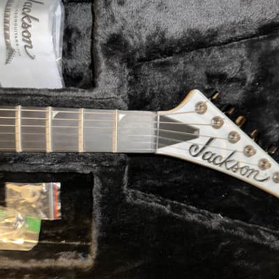 Jackson Pro Series SL2A MAH HT Soloist 2021 - Unicorn White - Pickups Upgrade & HSC image 11