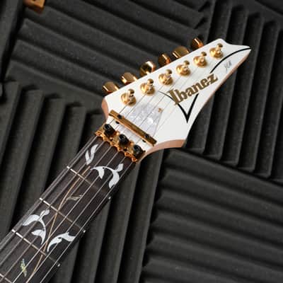 Ibanez JEM7V-WH Steve Vai Signature with Rosewood Fretboard 2009 - White image 8