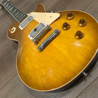 1998 Gibson Les Paul Classic - Honey Burst - Pro Player Upgrades Including Seymour Duncan Seth Lover Pickups! - Pro Set Up w Perfect Frets/Action/Intonation! image 3