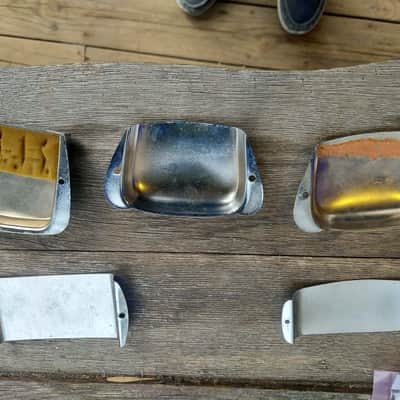 Vintage Fender? Precision/Jazz Bass bridge and pickup cover lot. image 2